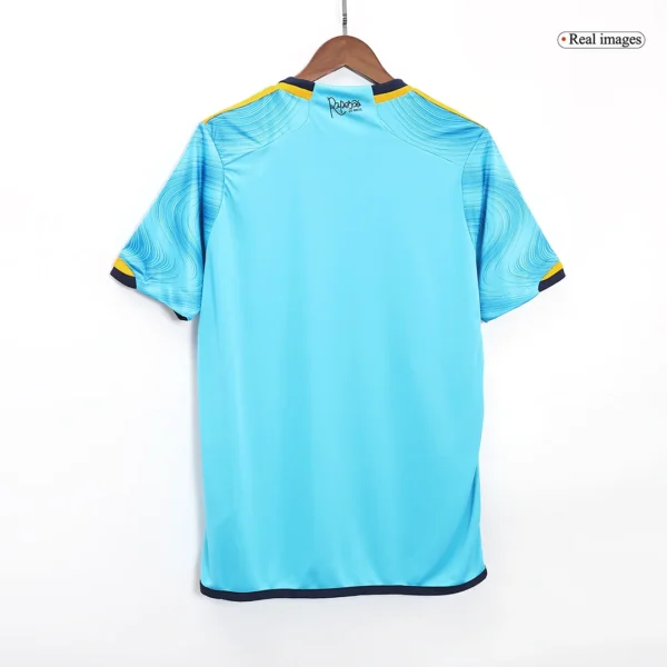 cruzeiro-ec-third-away-soccer-jersey-2023-24-fan-version-399024-04 Cruzeiro EC Third Away Soccer Jersey 2023/24 β Fan Version β badge and fabric details
