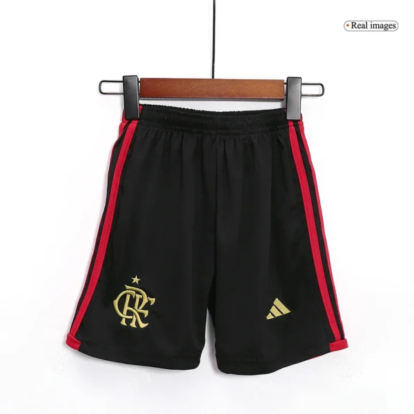 Kid’s CR Flamengo Away Soccer Kit – Jersey + Shorts 2023/24 – Fan Version – badge and fabric details