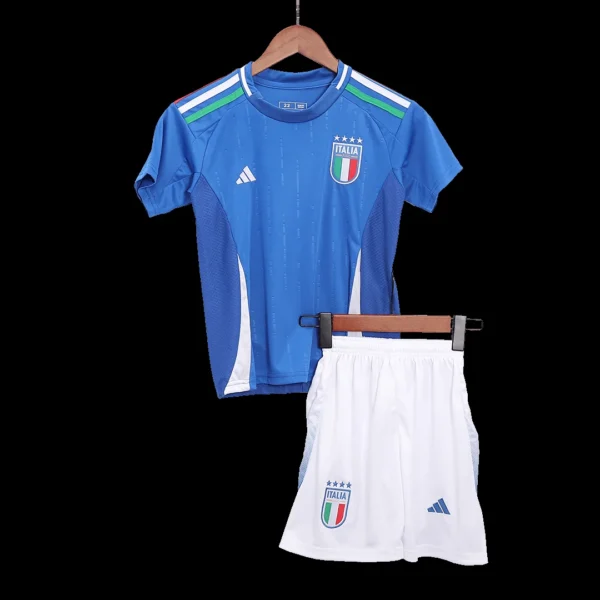 kid-s-italy-home-soccer-kit-jersey-shorts-euro-fan-version-447262-03 Kid’s Italy Home Soccer Kit β Jersey + Shorts Euro β Fan Version β jersey details