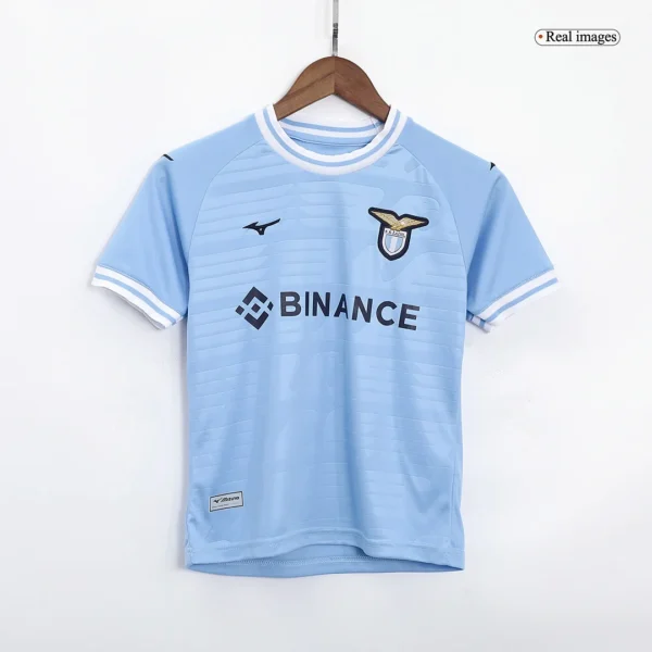 kid-s-lazio-home-soccer-kit-jersey-shorts-2022-23-fan-version-252794-02 Kid’s Lazio Home Soccer Kit β Jersey + Shorts 2022/23 β Fan Version β back view