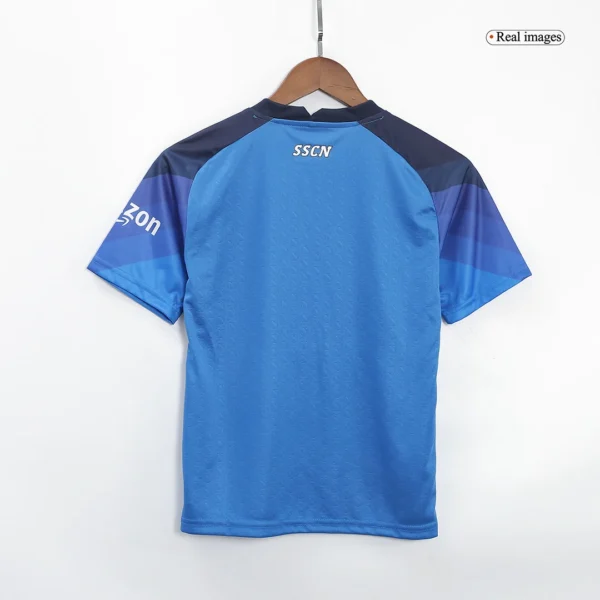kid-s-napoli-home-soccer-kit-jersey-shorts-2022-23-fan-version-193796-03 Kid’s Napoli Home Soccer Kit β Jersey + Shorts 2022/23 β Fan Version β jersey details