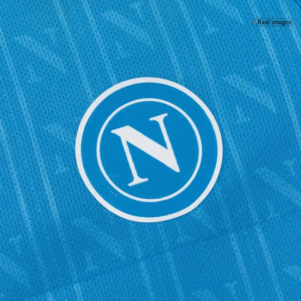 kid-s-napoli-home-soccer-kit-jersey-shorts-2025-26-fan-version-04 Kid’s Napoli Home Soccer Kit – Jersey + Shorts 2025/26 – Fan Version – badge and fabric details