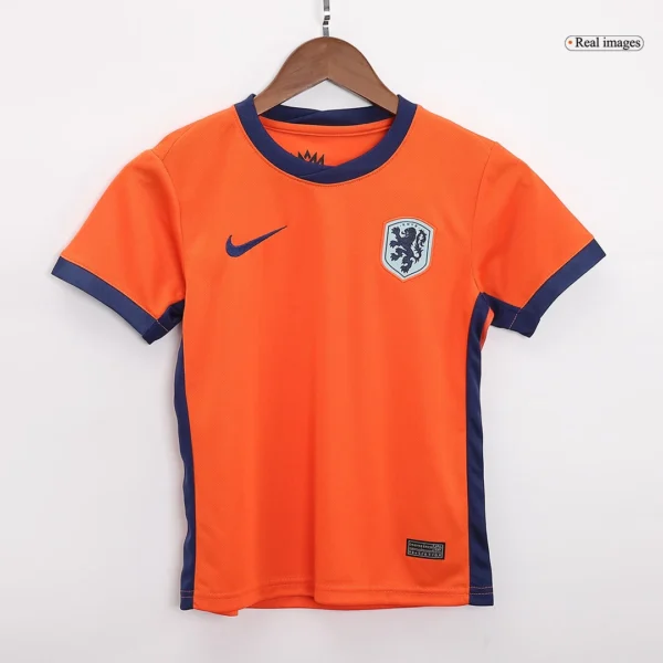 Kid’s Netherlands Home Soccer Kit – Jersey + Shorts Euro – Fan Version – badge and fabric details