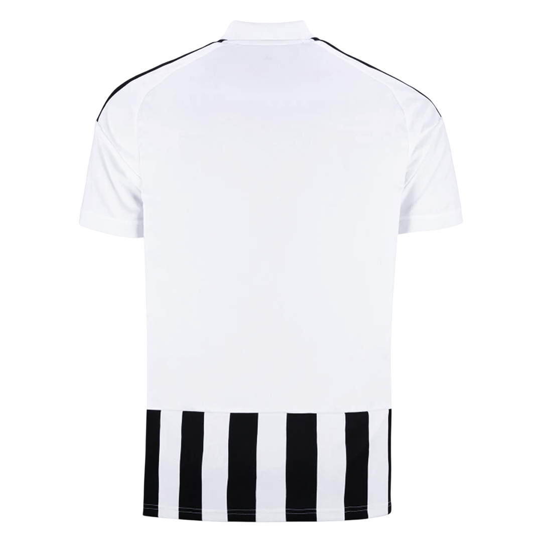 Juventus Home Soccer Jersey 2026/27 – Fan Version – badge and fabric details