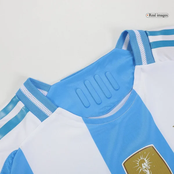 L.MARTÍNEZ #22 Argentina Home Soccer Jersey – Player Version – back view
