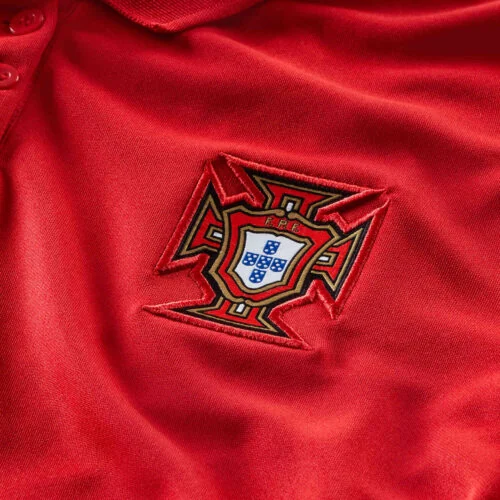 Portugal Home Soccer Jersey 2020 – Player Version – badge and fabric details