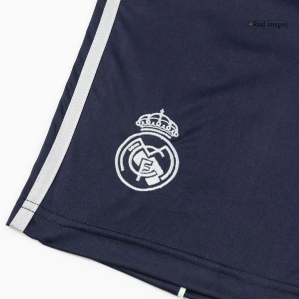 Real Madrid Away Soccer Shorts 2025/26 – Fan Version – jersey details