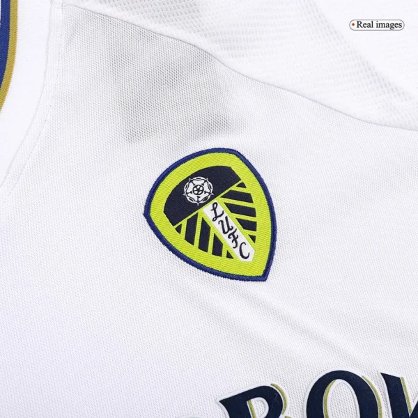 retro-2000-01-leeds-united-home-soccer-jersey-105732-04 Retro 2000/01 Leeds United Home Soccer Jersey – badge and fabric details