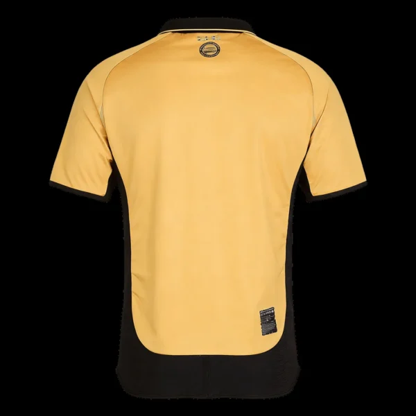 retro-2001-02-manchester-united-away-soccer-jersey-692123-04 Retro 2001/02 Manchester United Away Soccer Jersey β badge and fabric details
