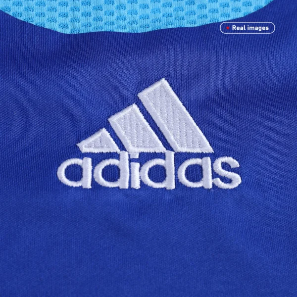Retro 2006 Japan Home Soccer Jersey – badge and fabric details