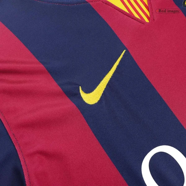 Retro Lionel Messi #10 2014/15 Barcelona Home Soccer Jersey – badge and fabric details