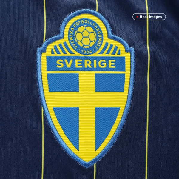 sweden-away-2020-fan-version-68957-04 Sweden Away 2020 β Fan Version β badge and fabric details