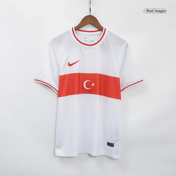 turkey-home-soccer-jersey-2022-fan-version-198462-04 Turkey Home Soccer Jersey 2022 β Fan Version β badge and fabric details