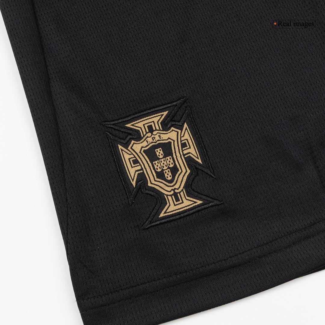 Portugal Soccer Shorts 2026 – Fan Version – badge and fabric details