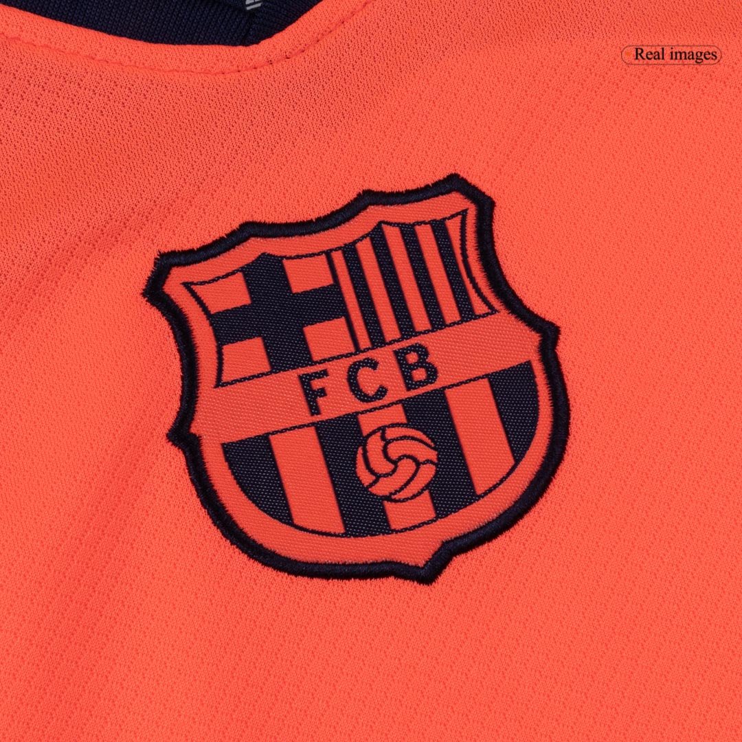 Kid's Barcelona Third Away Soccer Jersey 2025/26 β Fan Version β εεεΎ 4 Kid’s Barcelona Third Away Soccer Jersey 2025/26 β Fan Version β badge and fabric details